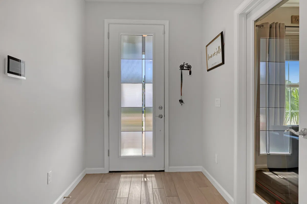 Residence photo 16