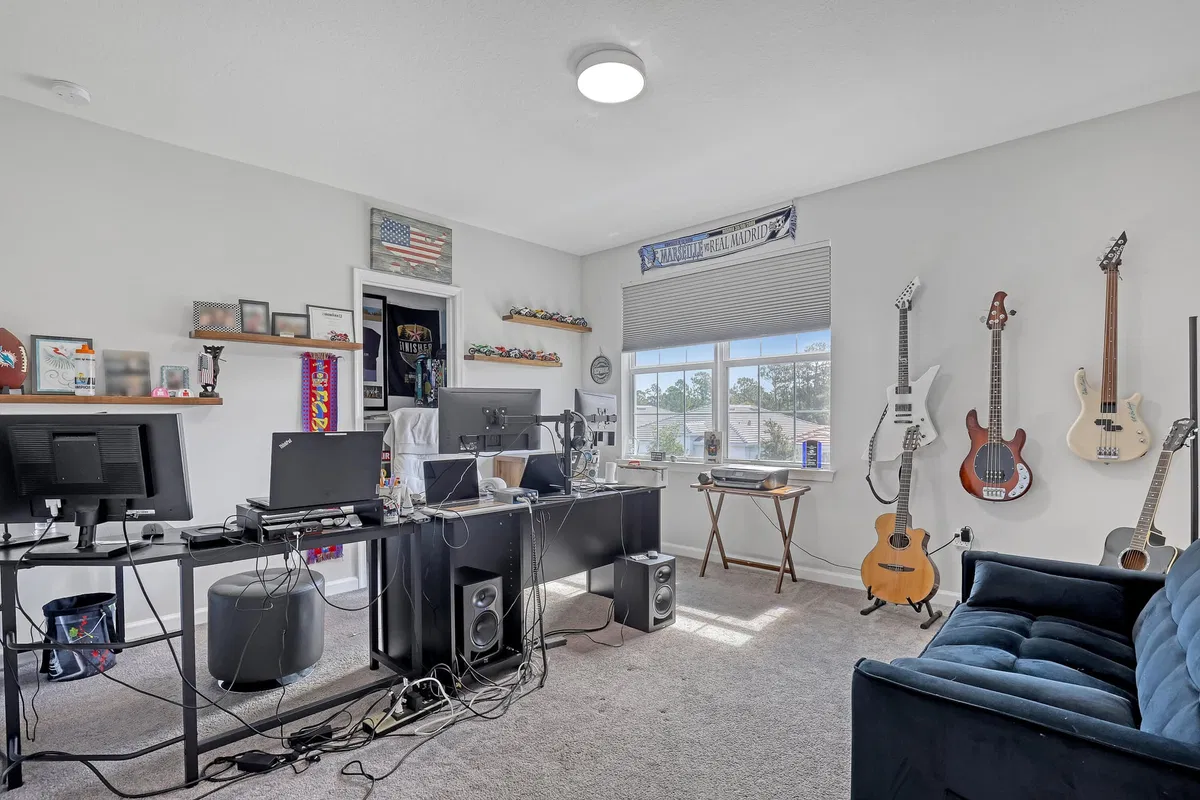 Residence photo 58