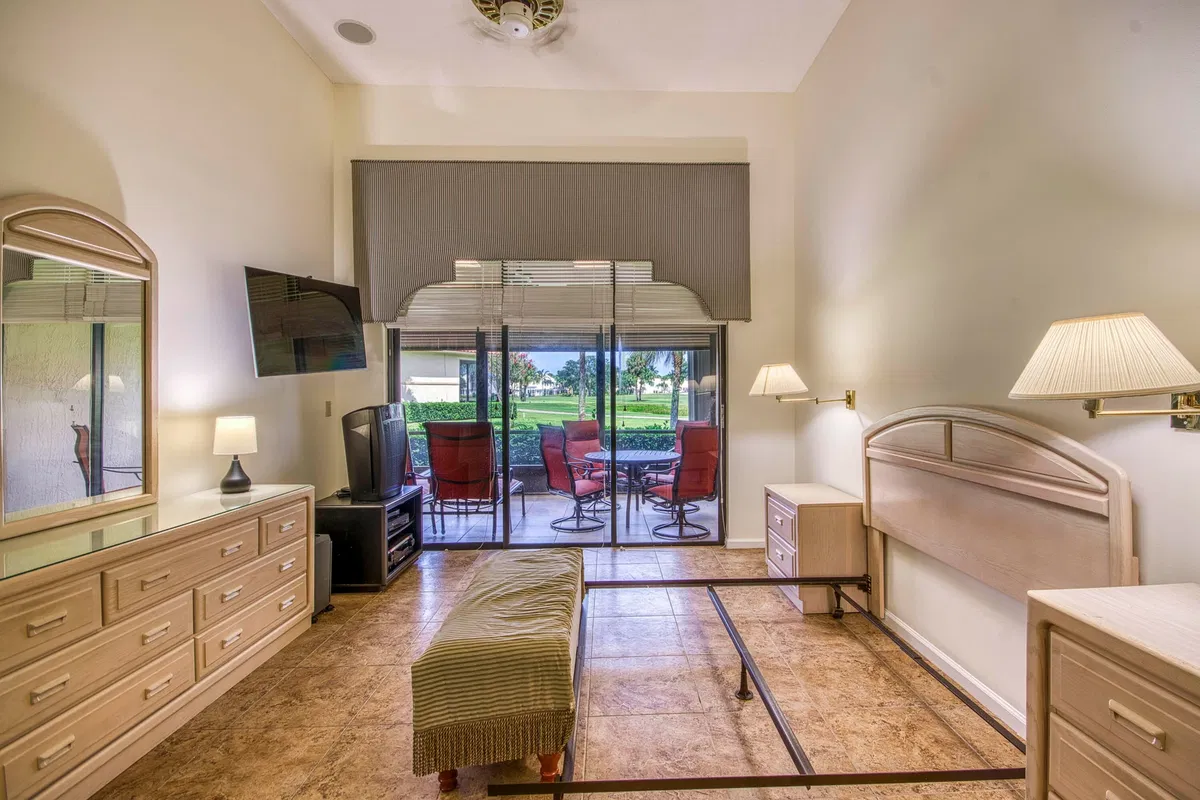 PGA National Palm Beach Gardens Residence photo 13