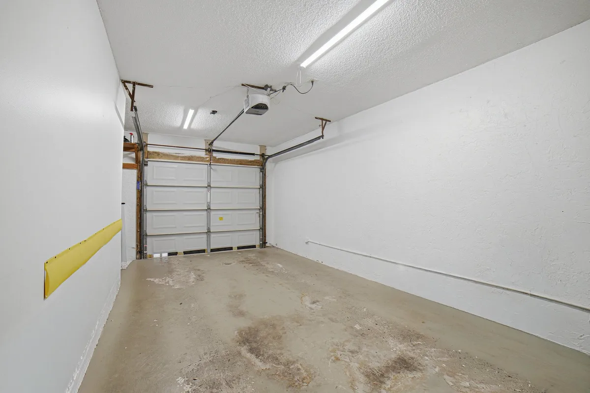  Residence photo 28