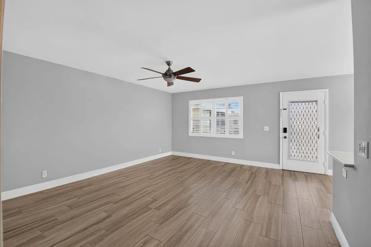 Residence photo 7