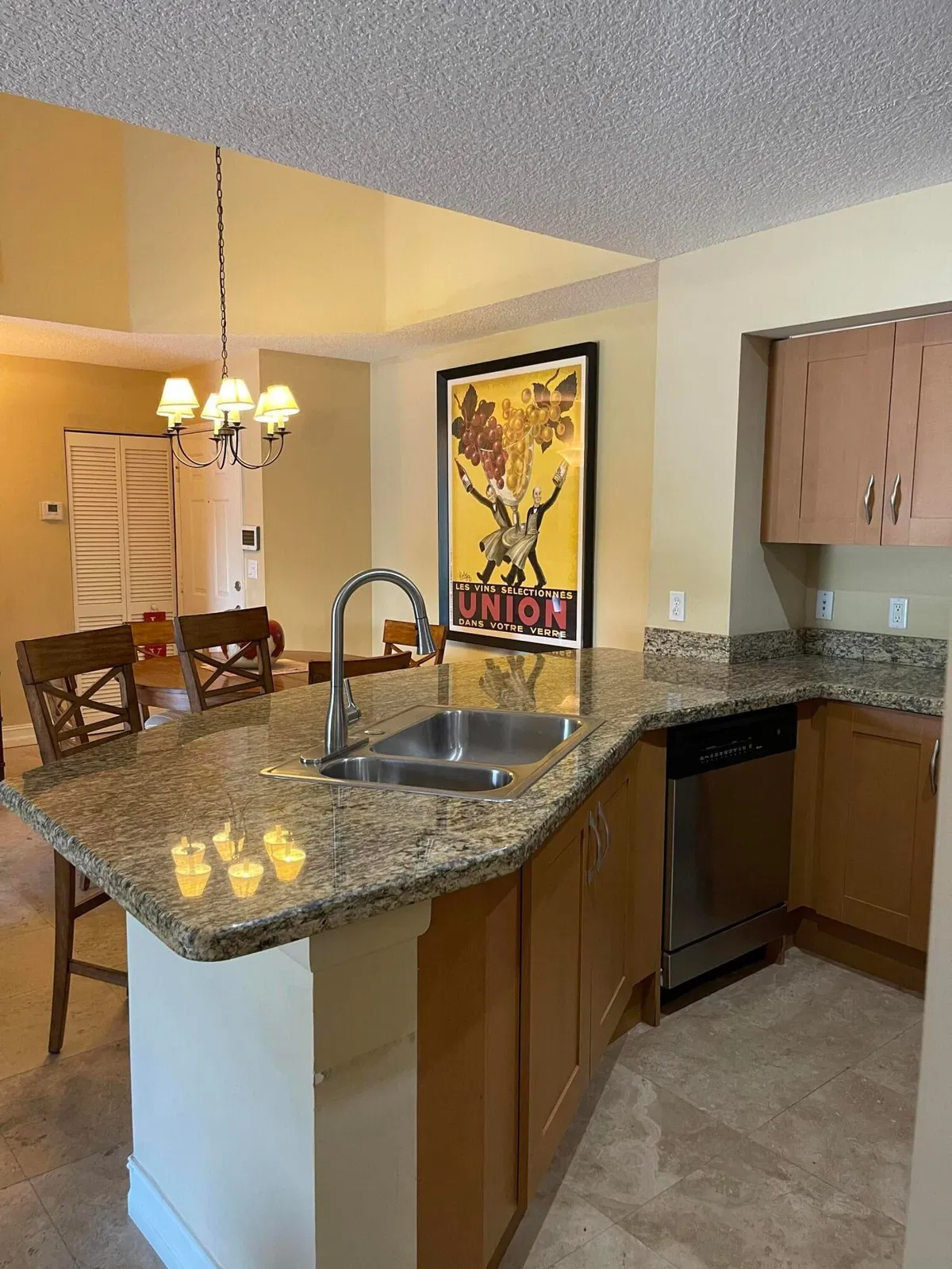 Unit 205 photo 19
