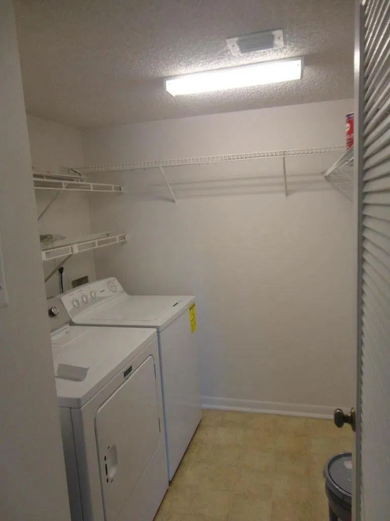  Unit C2 photo 7