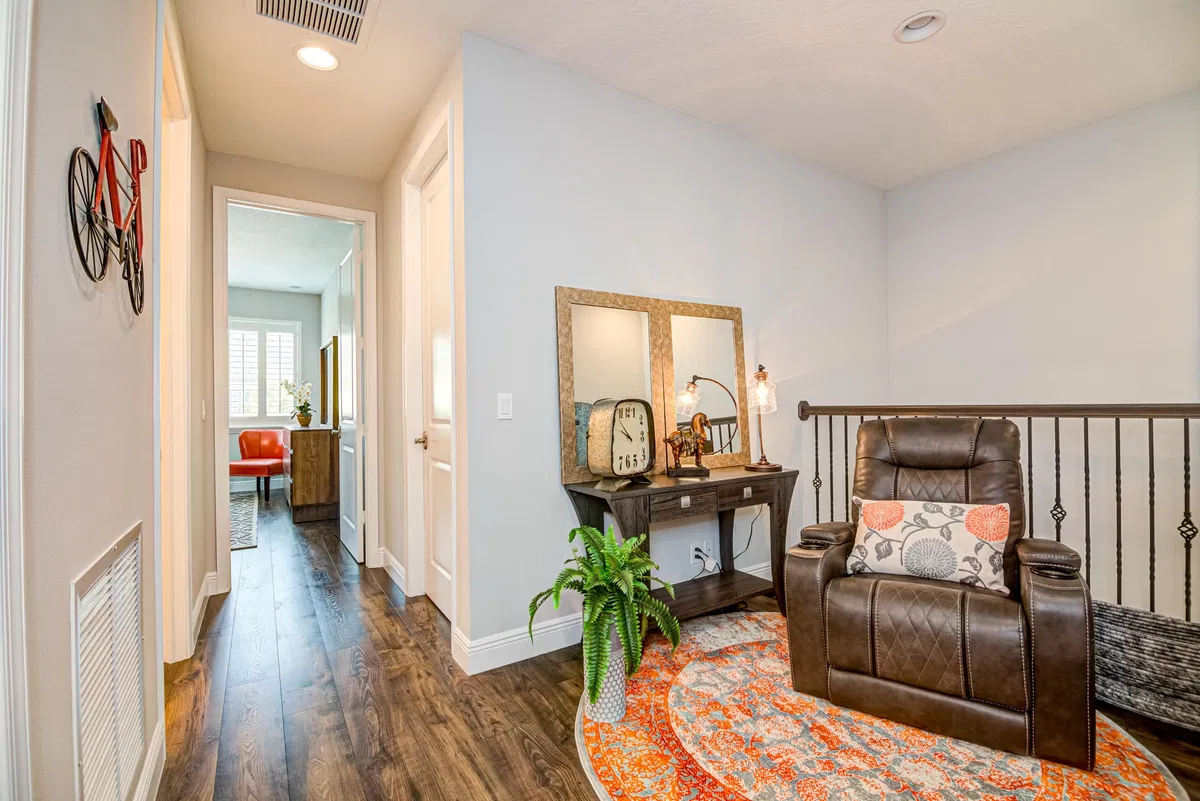 Residence photo 16