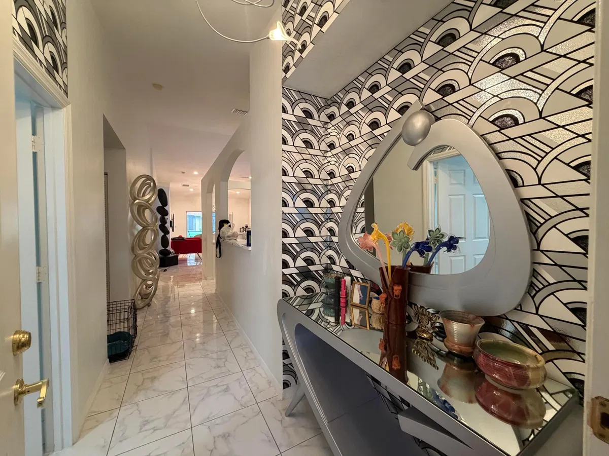 Residence photo 10