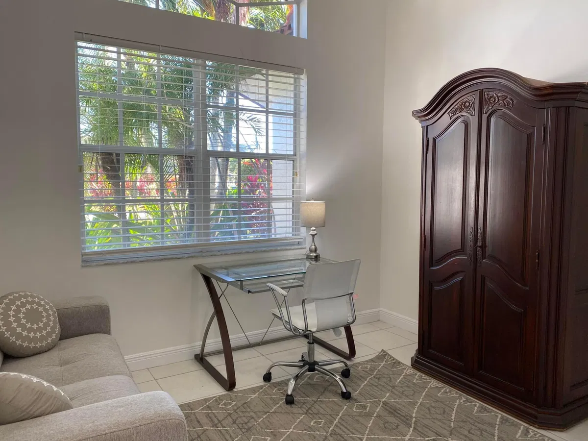  Residence photo 19