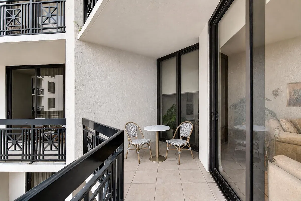 One City Plaza Unit 1119 photo 10