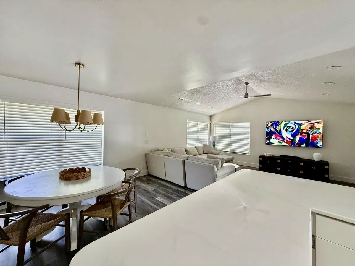 Residence photo 10