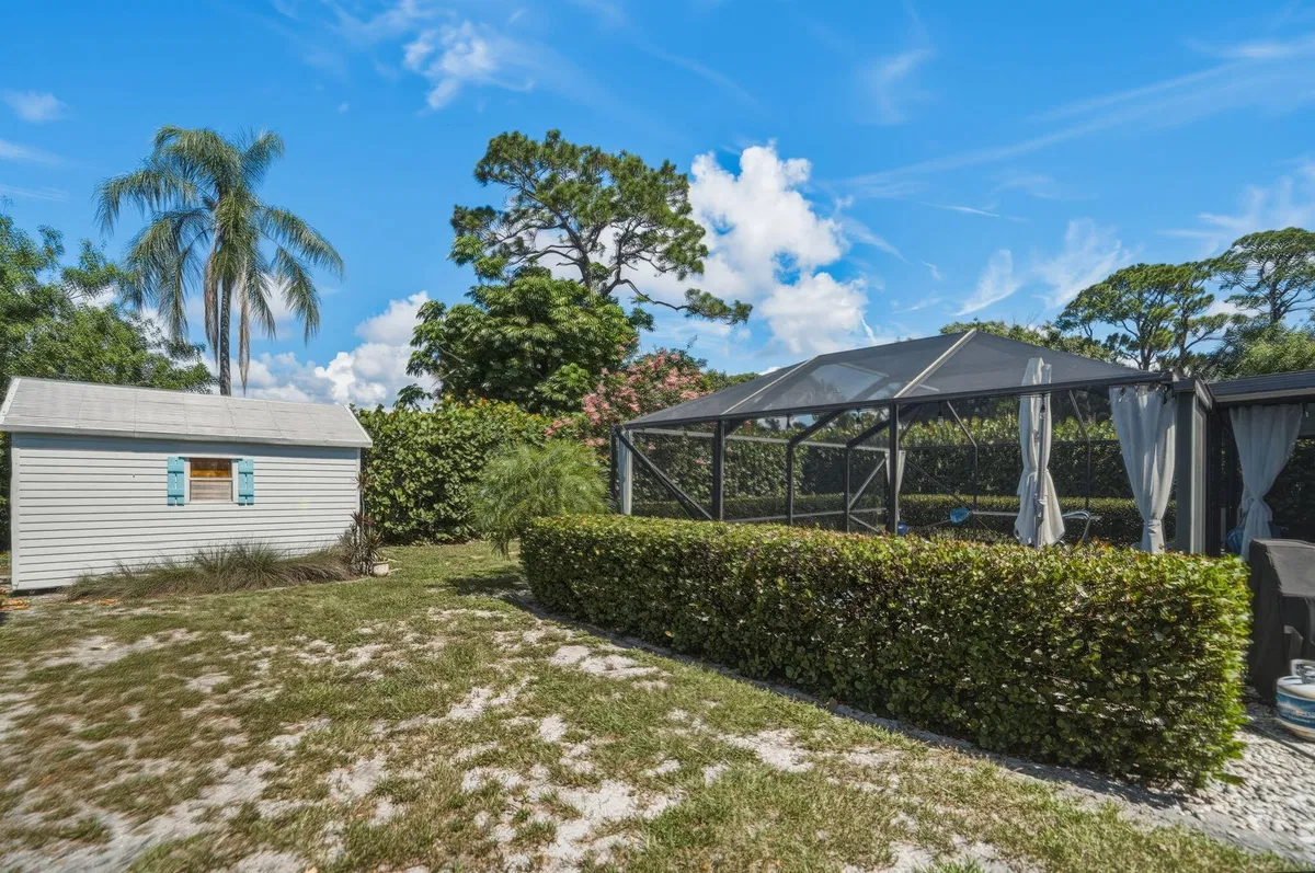  Residence photo 40