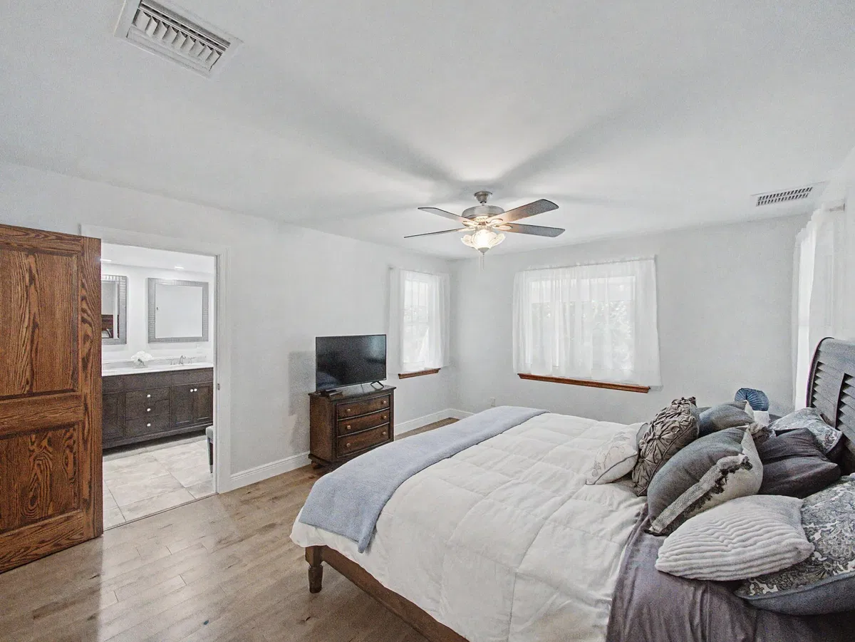  Residence photo 25
