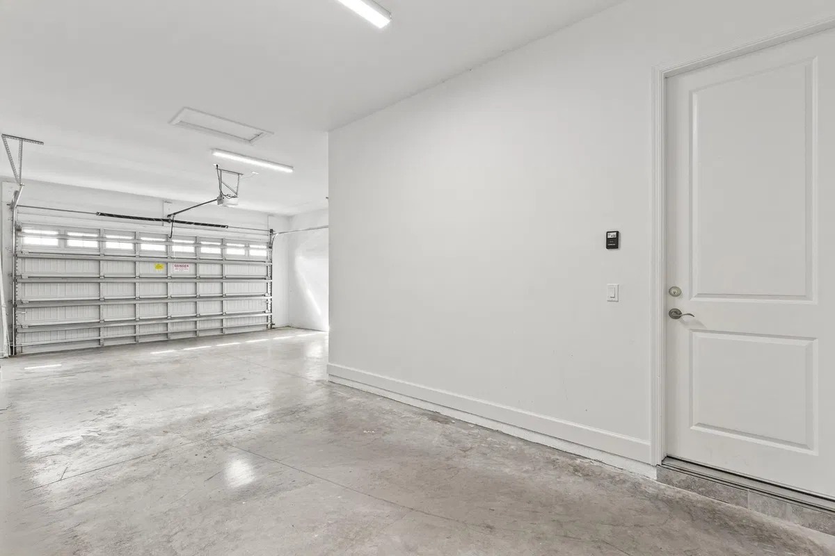 Residence photo 52