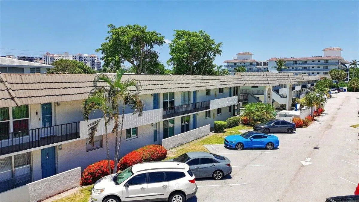 Boca Raton Unit 206 photo 31
