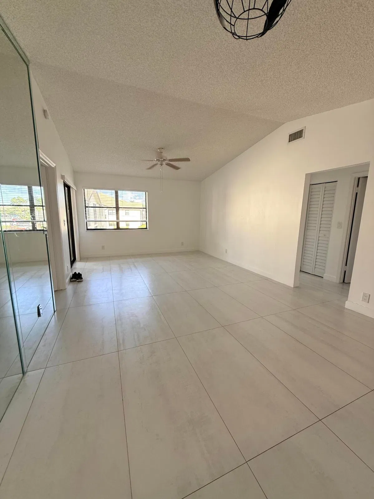  Unit 203 photo 7