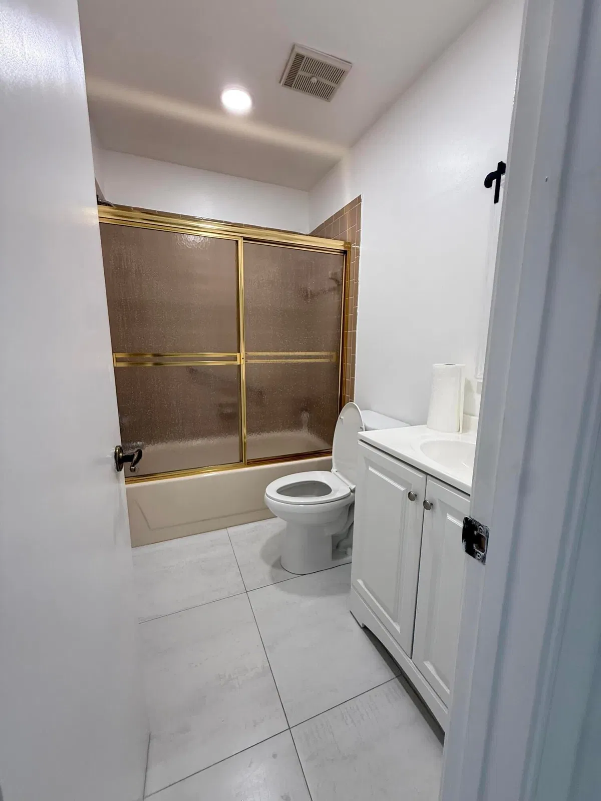  Unit 203 photo 16