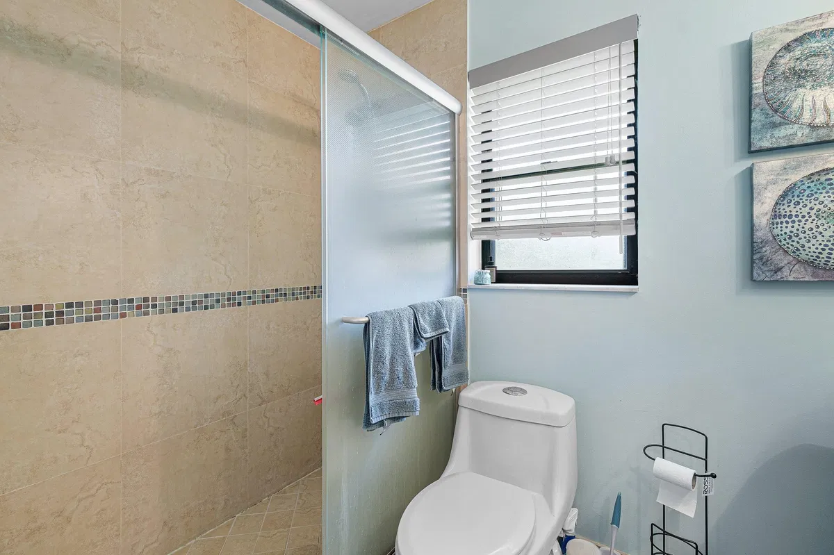  Unit 232a photo 22