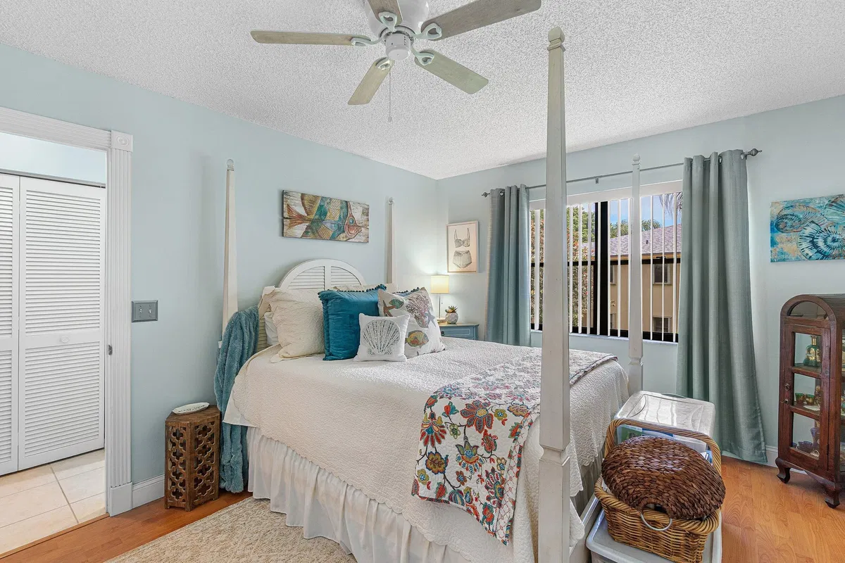  Unit 232a photo 25