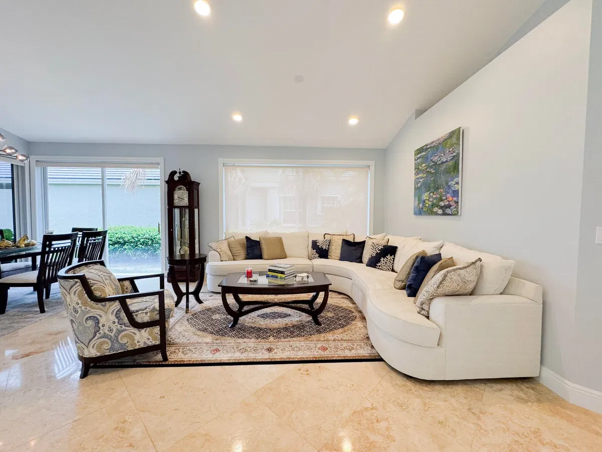  Residence photo 10