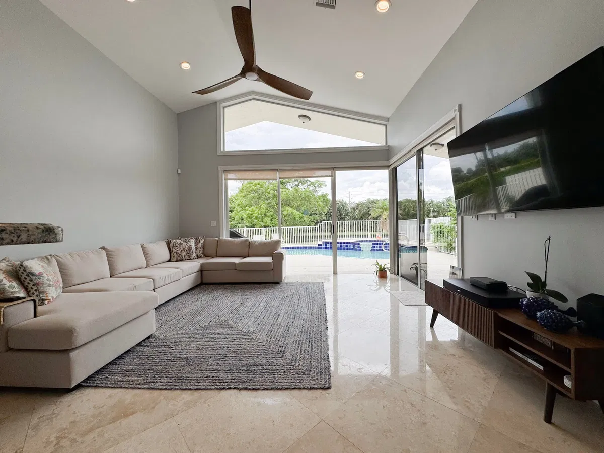  Residence photo 22