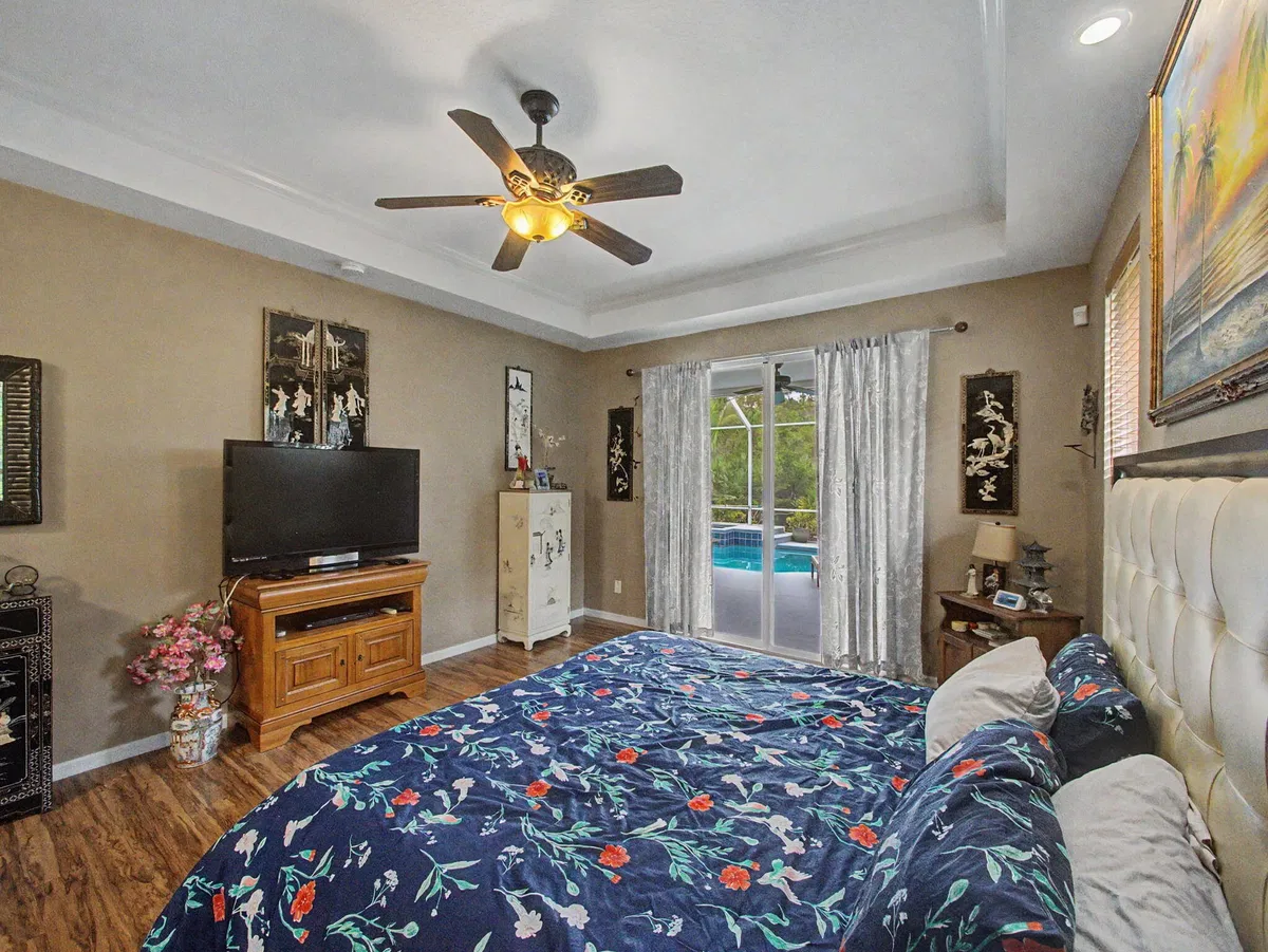 Residence photo 22