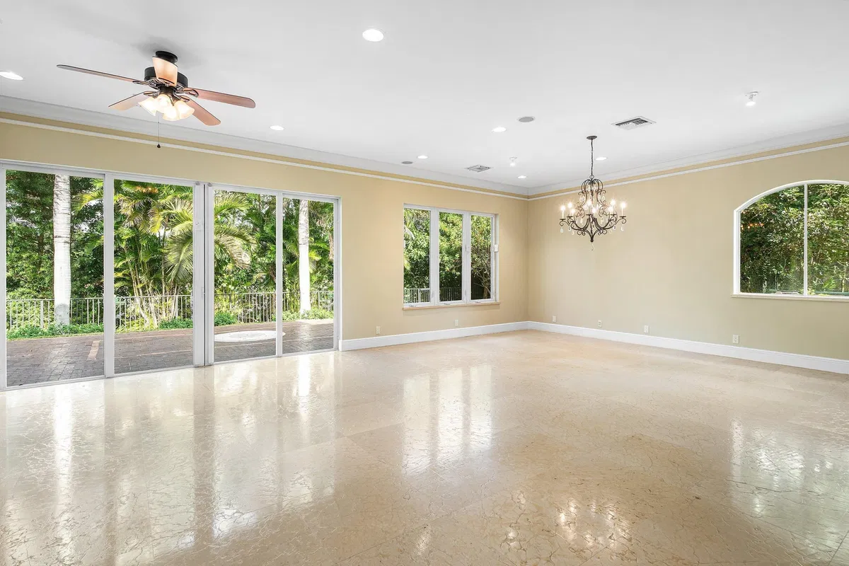 Pine Tree Golf Club Residence photo 25