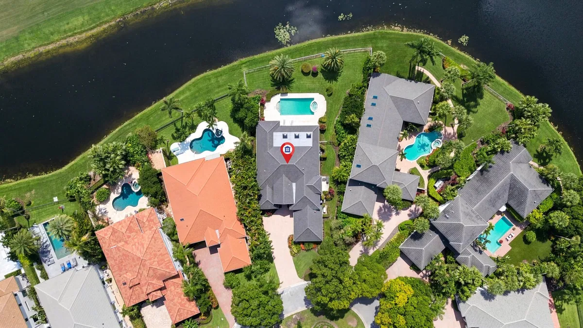 Admirals Cove Residence