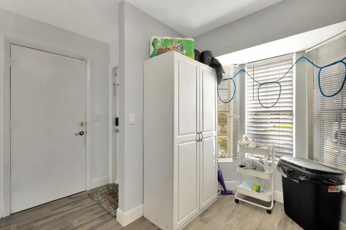 Residence photo 7