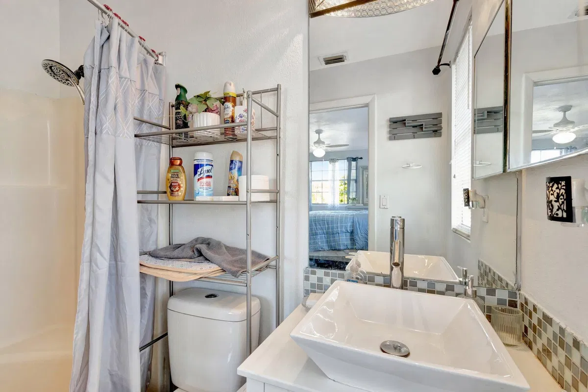 Residence photo 22