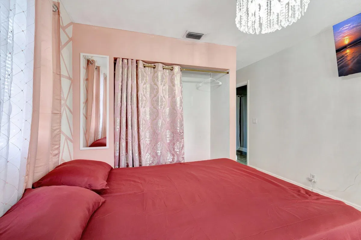 Residence photo 31