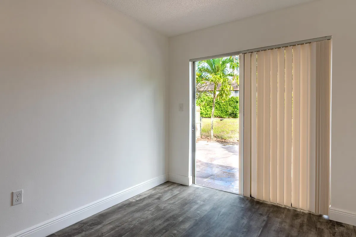  Residence photo 10