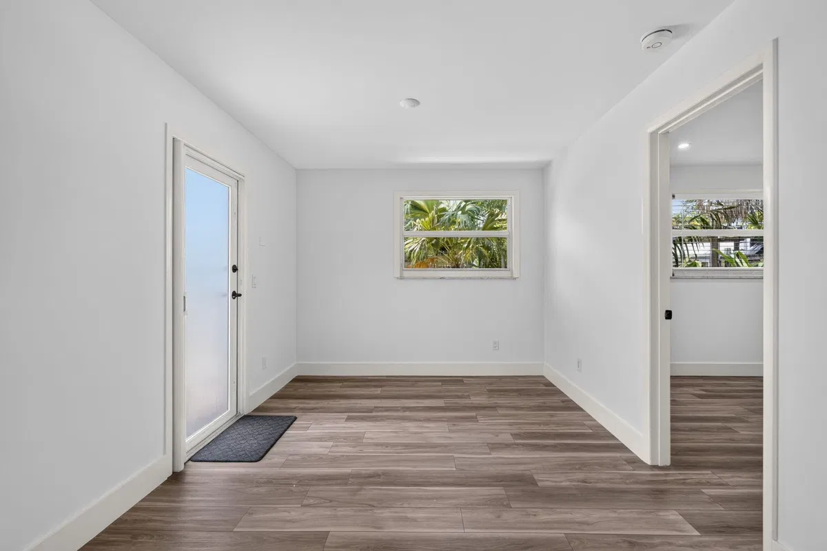 Residence photo 16