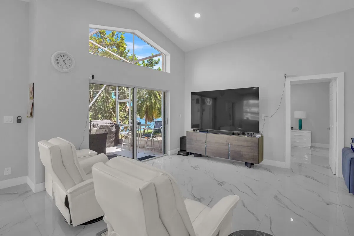 Residence photo 13