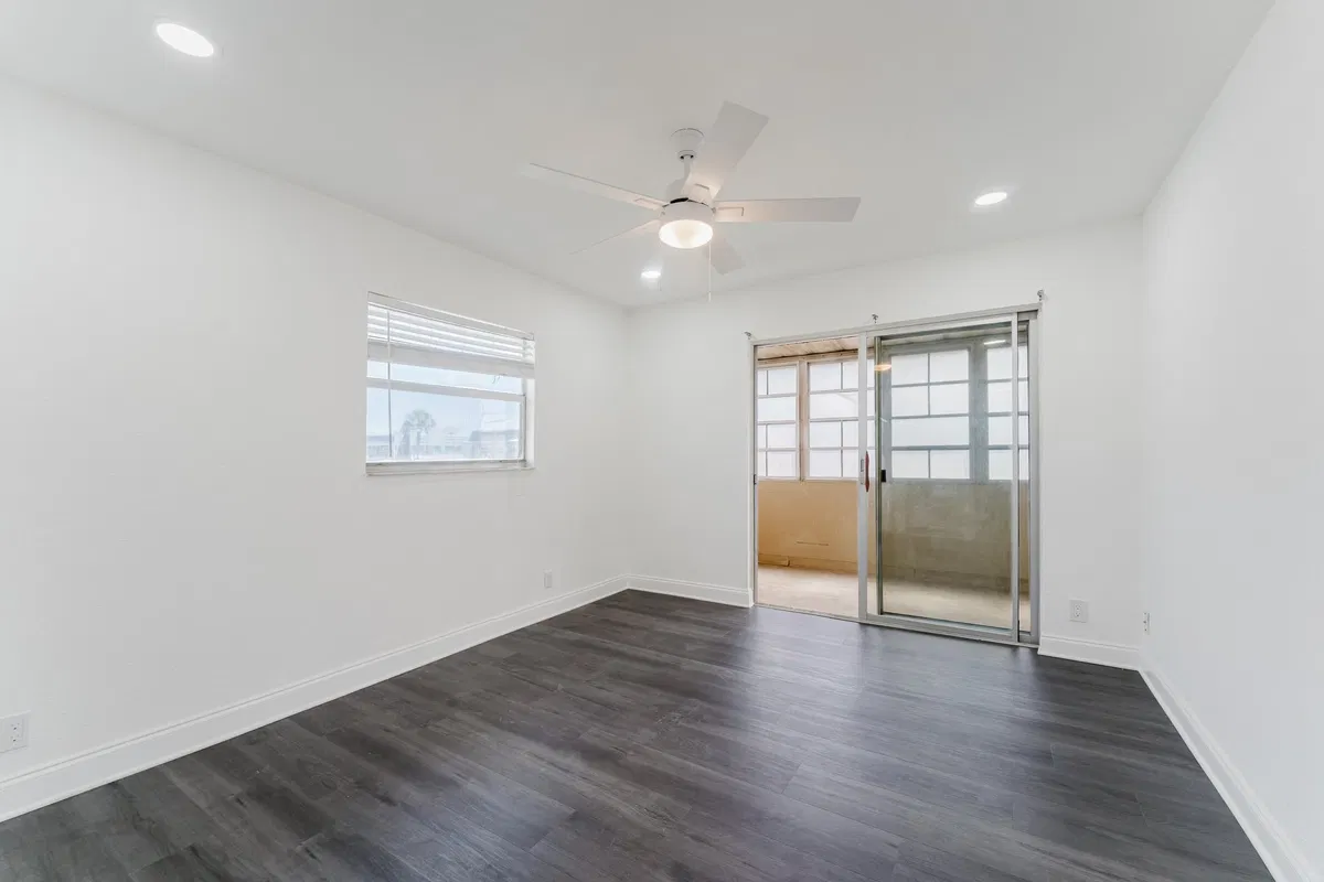  Residence photo 7