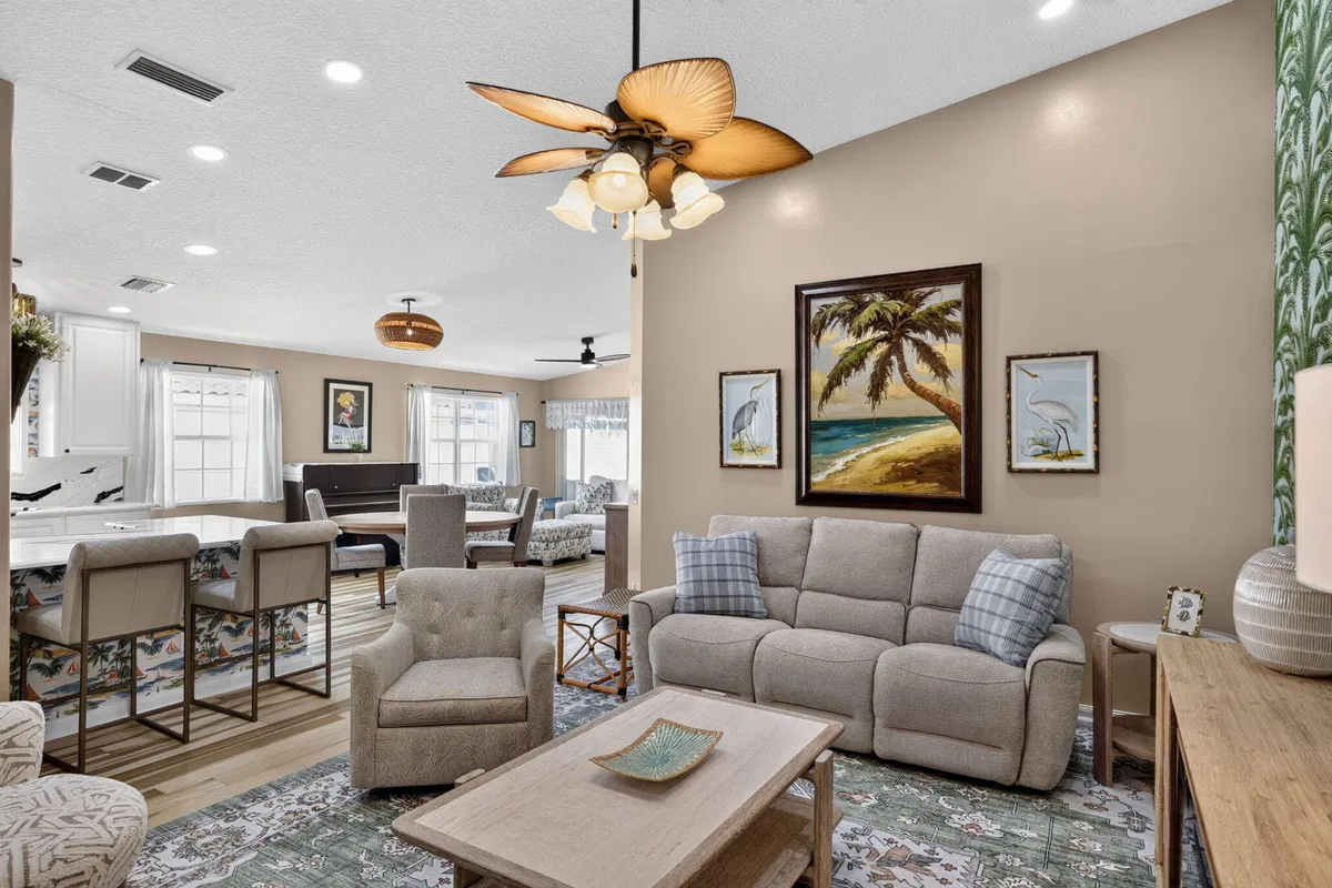 Residence photo 46