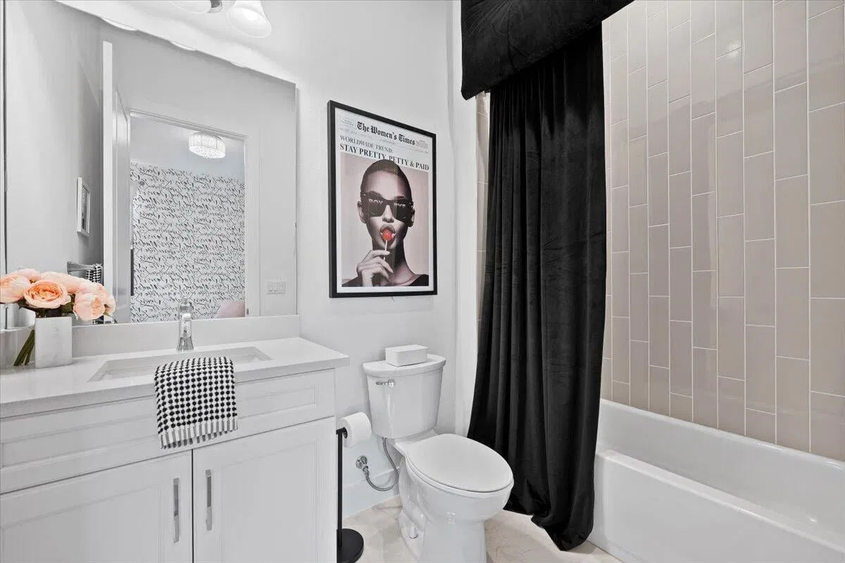 Residence photo 19
