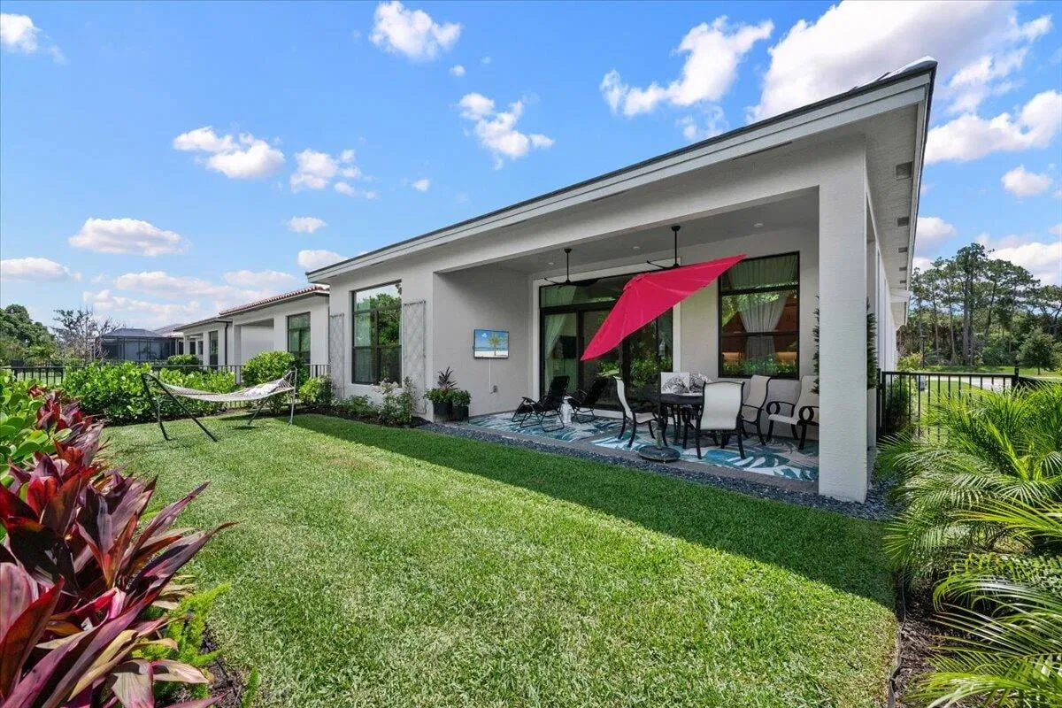 Residence photo 25