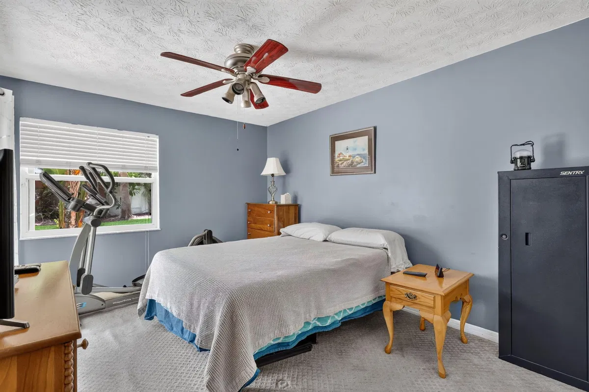  Residence photo 25