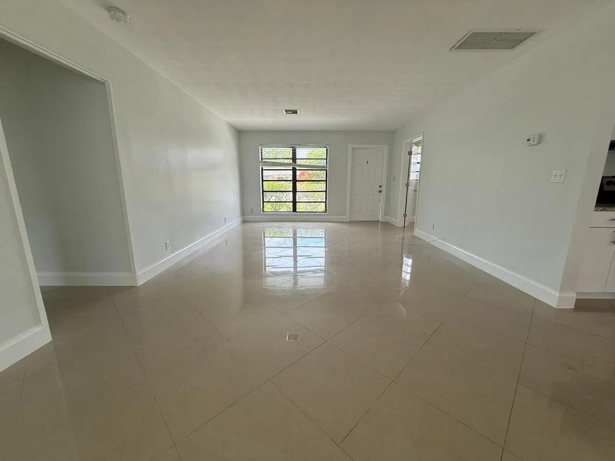 Residence photo 10