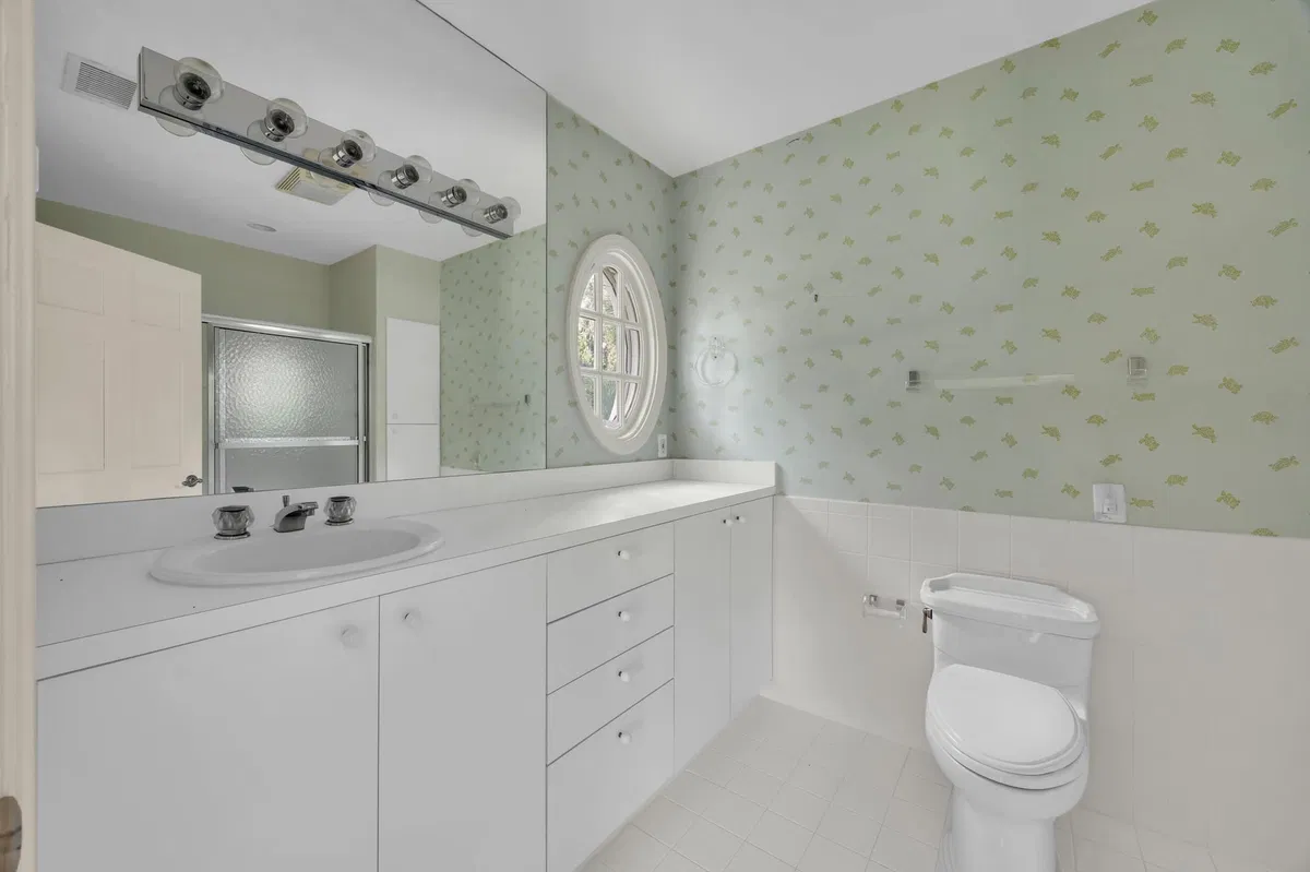 Residence photo 49