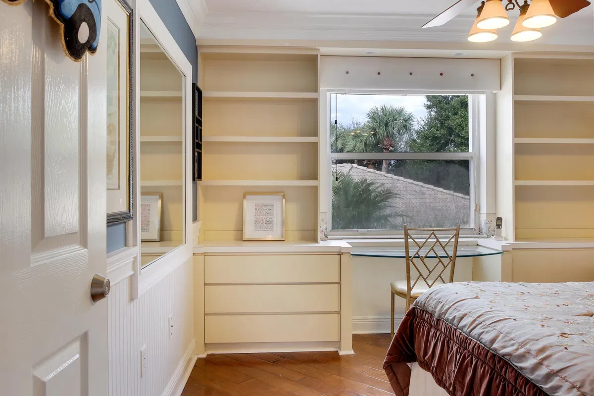 Residence photo 34