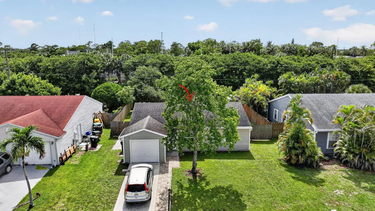 Residence photo 31