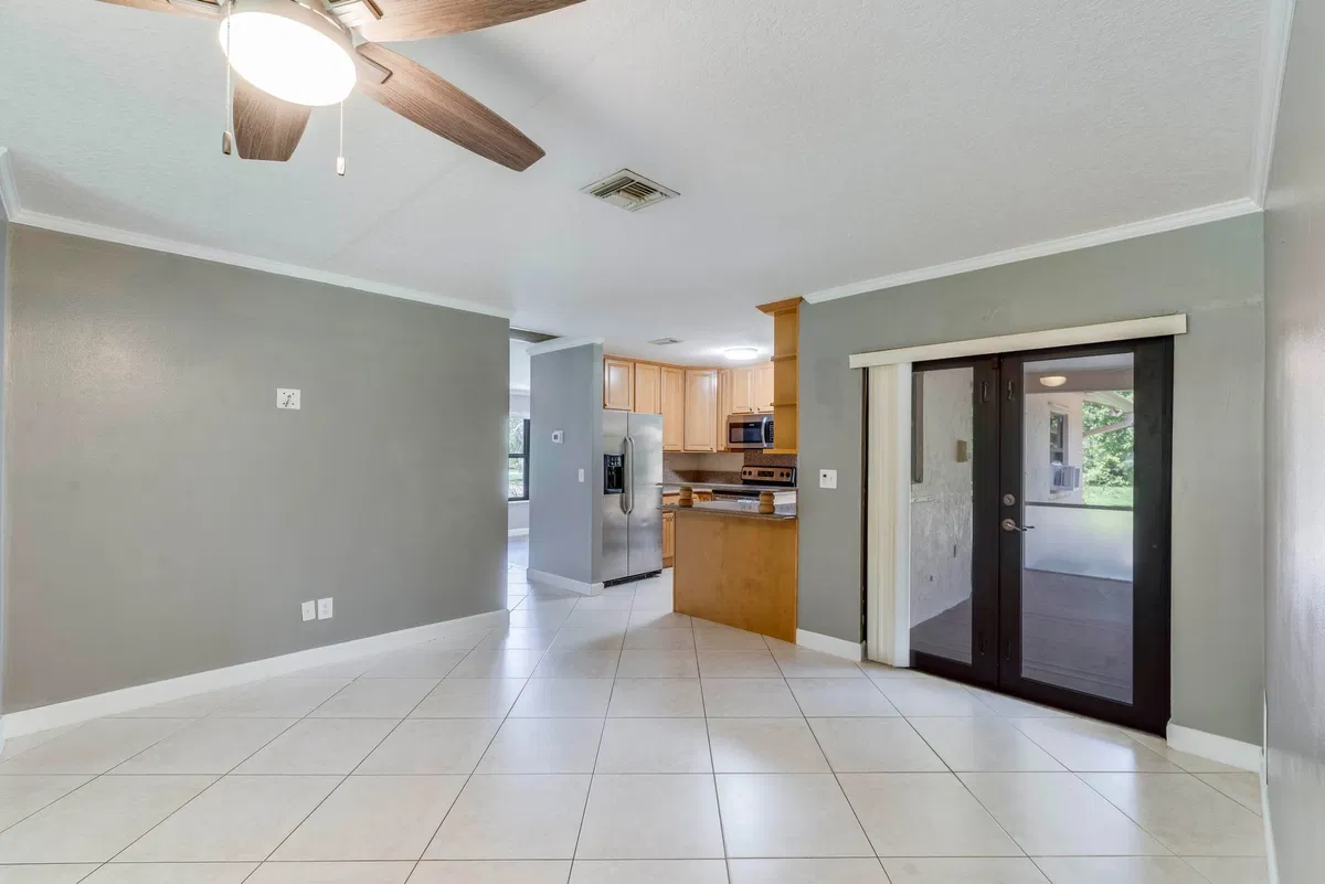 Residence photo 13