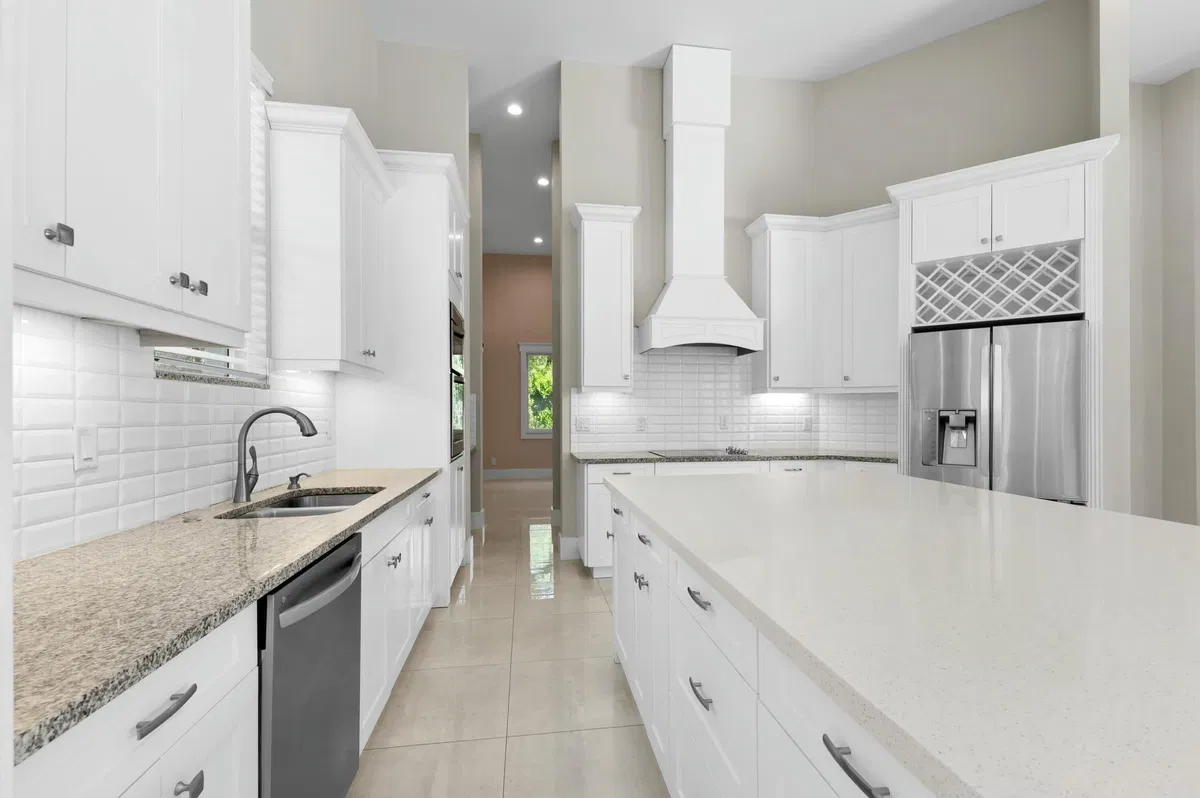 Residence photo 16