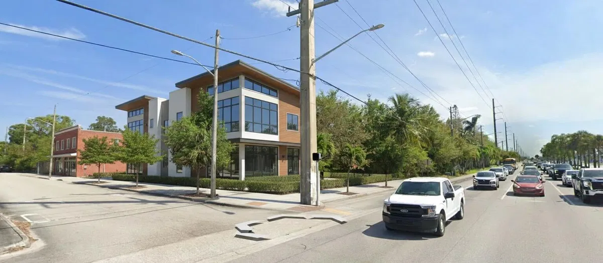 Residence photo 4