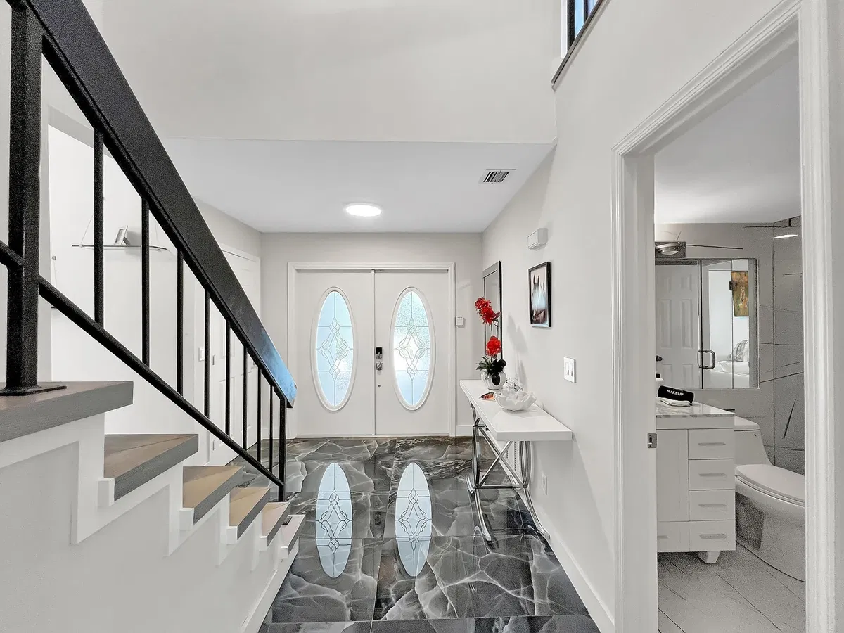 Residence photo 34