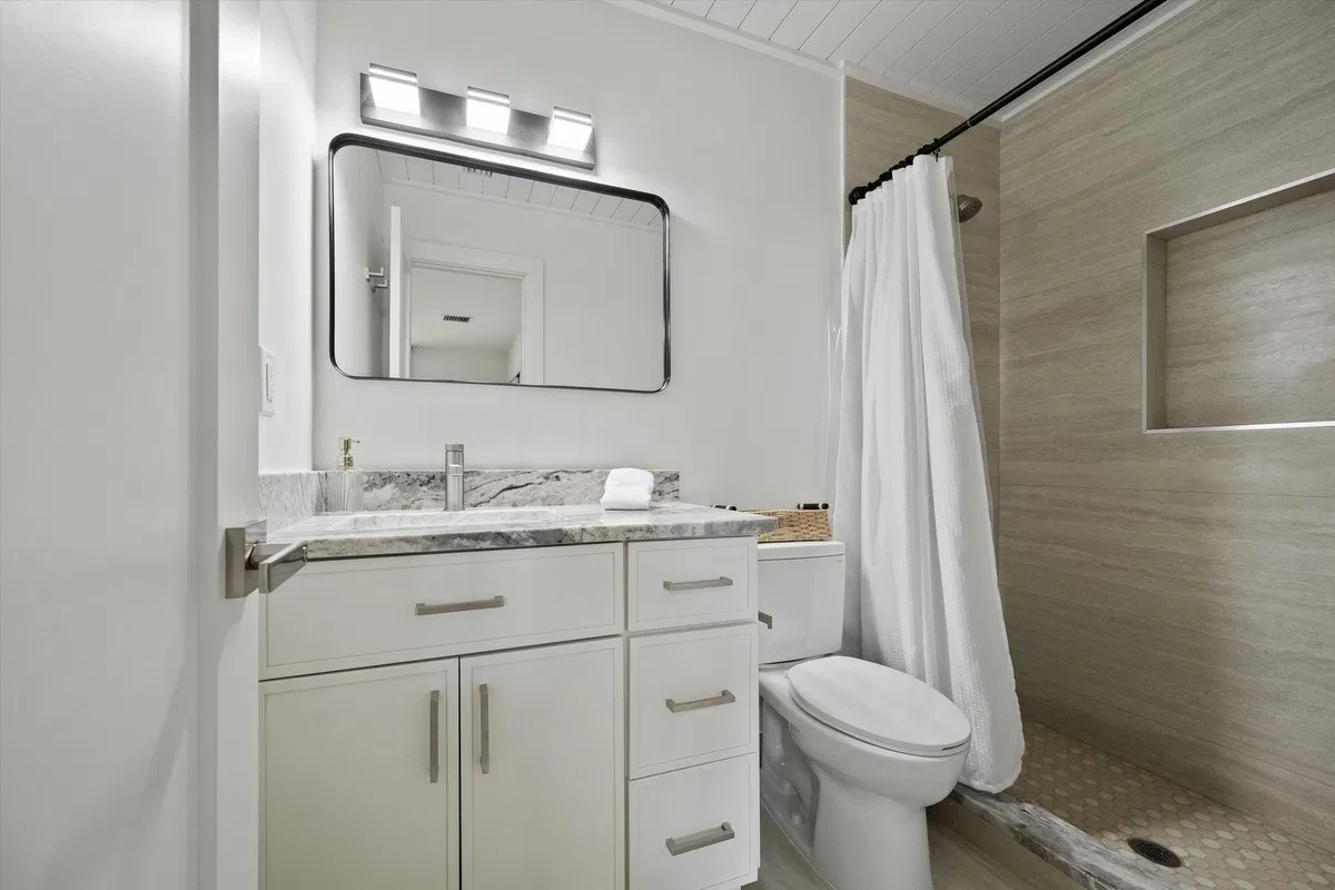 Residence photo 49