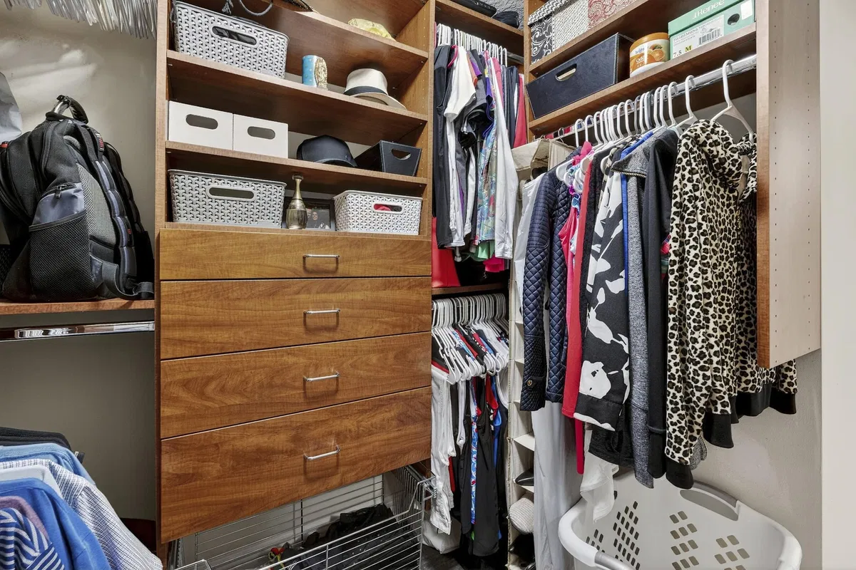 Unit 312 photo 25