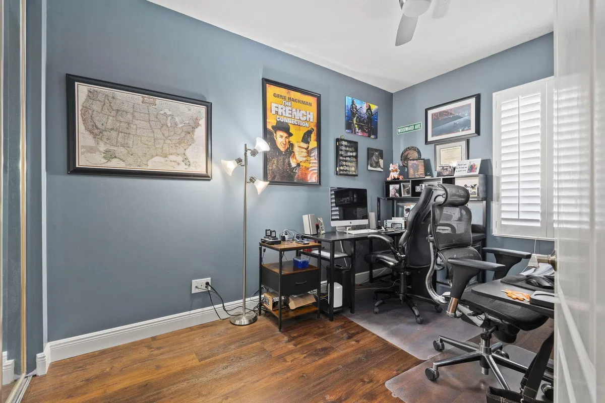 Residence photo 34