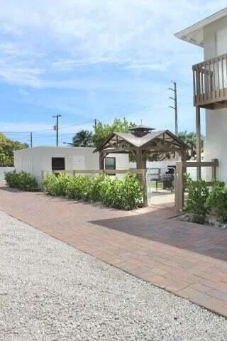  Unit 1 photo 7