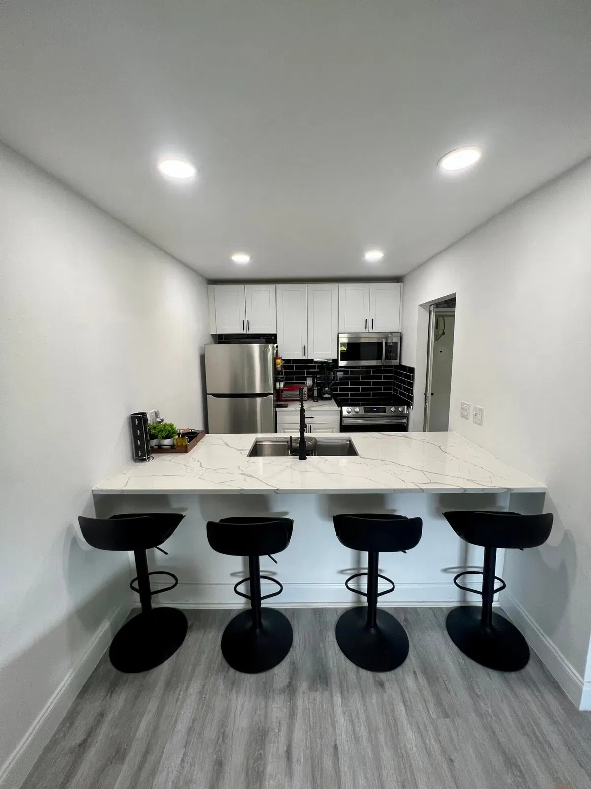 Unit 1140 photo 4