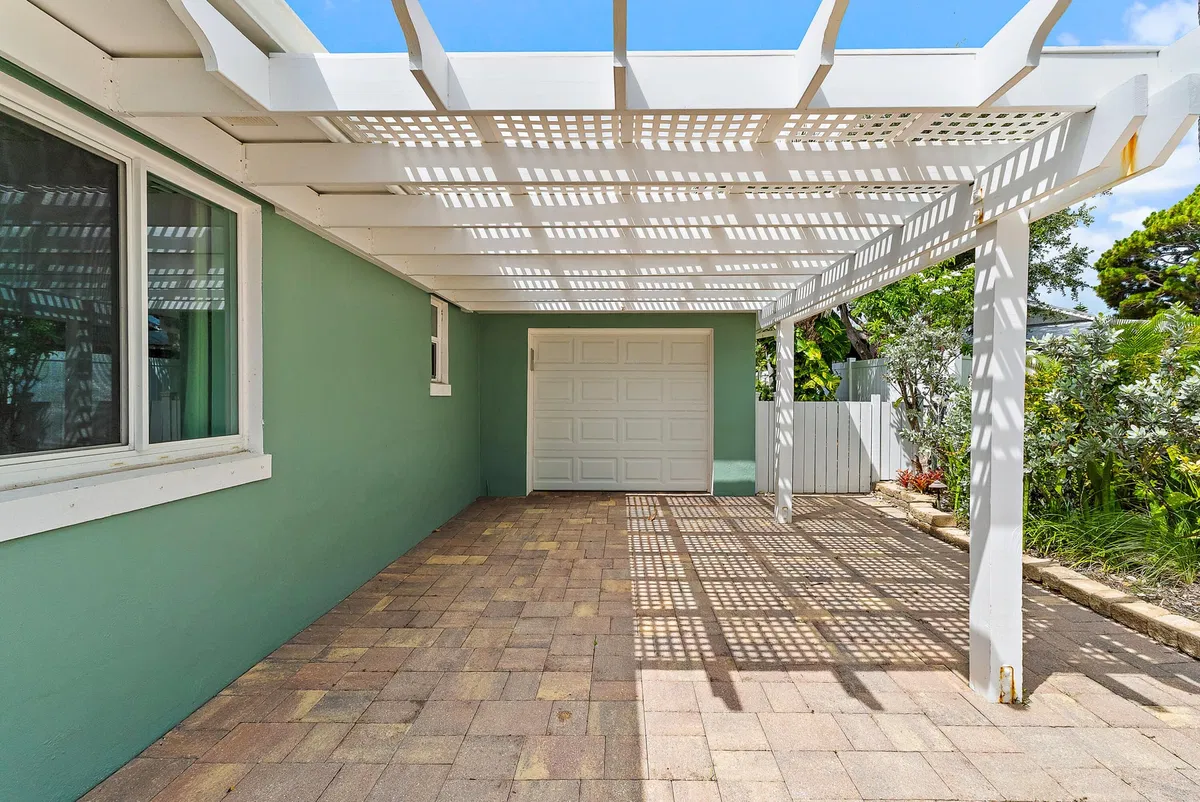 Residence photo 28